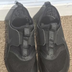 Nike Flexrunner Size 13.5C YOUTH